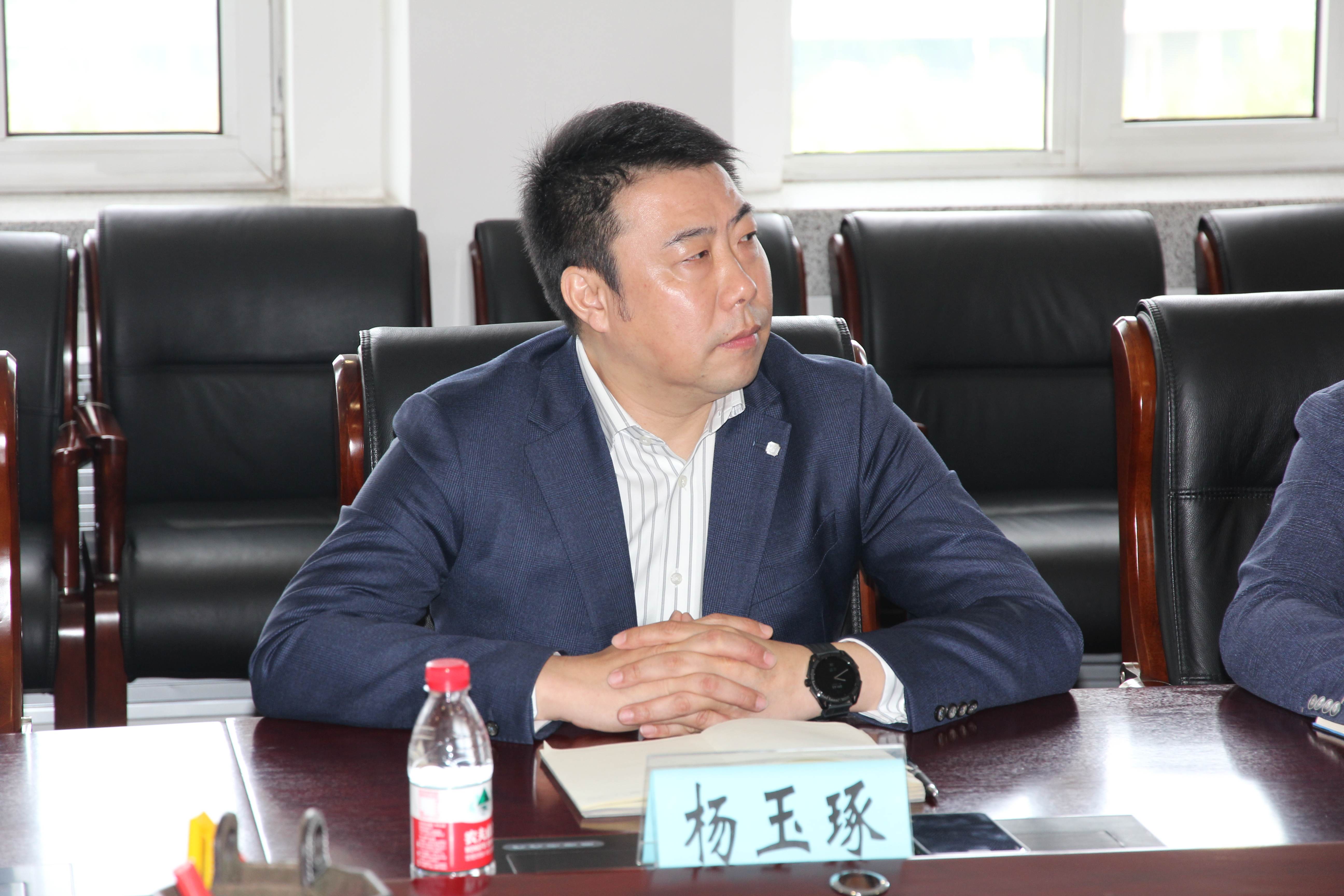 杨玉琢介绍绿研院基本情况_副本.jpg